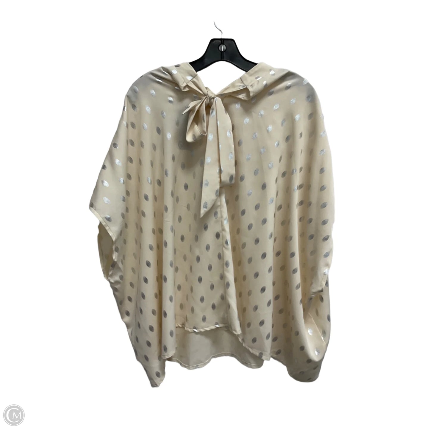 Top Short Sleeve By Clothes Mentor In Beige, Size: Xl