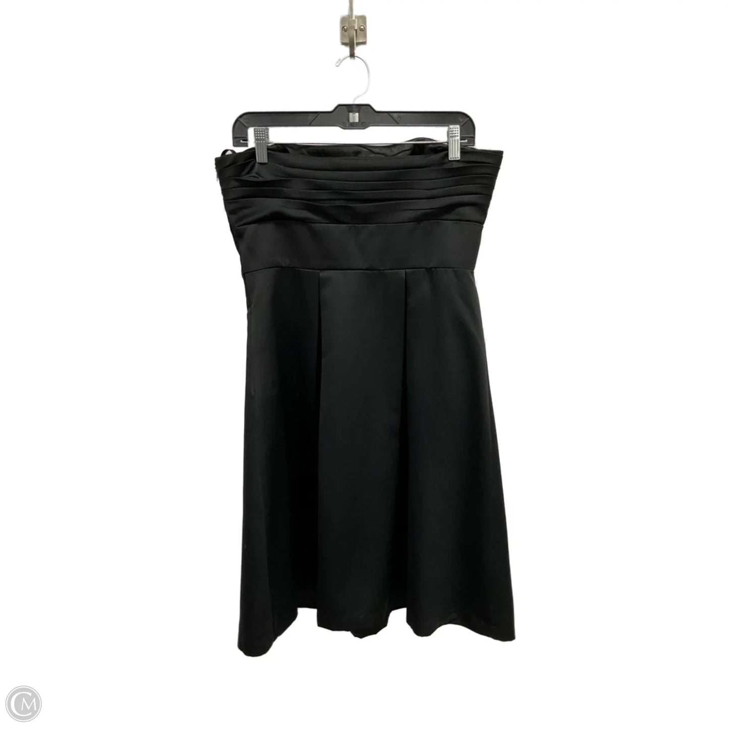Dress Casual Short By White House Black Market In Black, Size: M