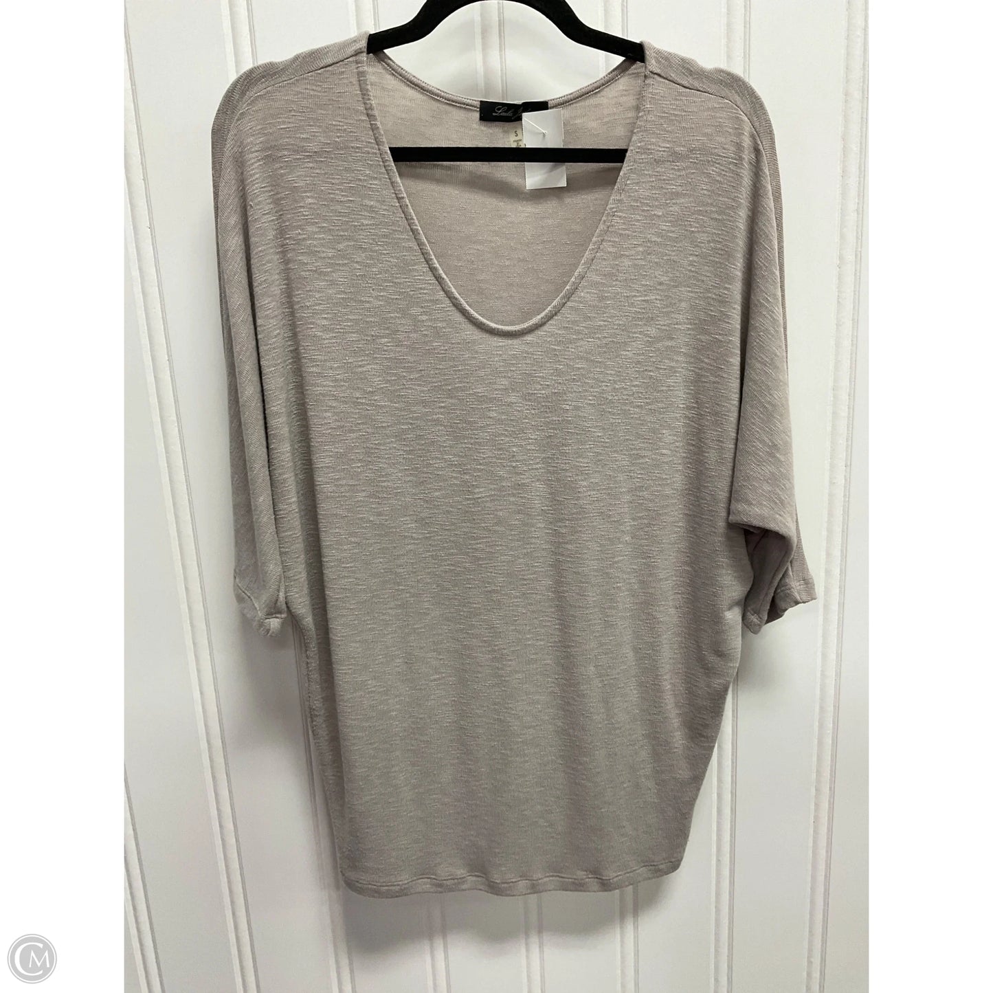 Top Long Sleeve By Clothes Mentor In Taupe, Size: S