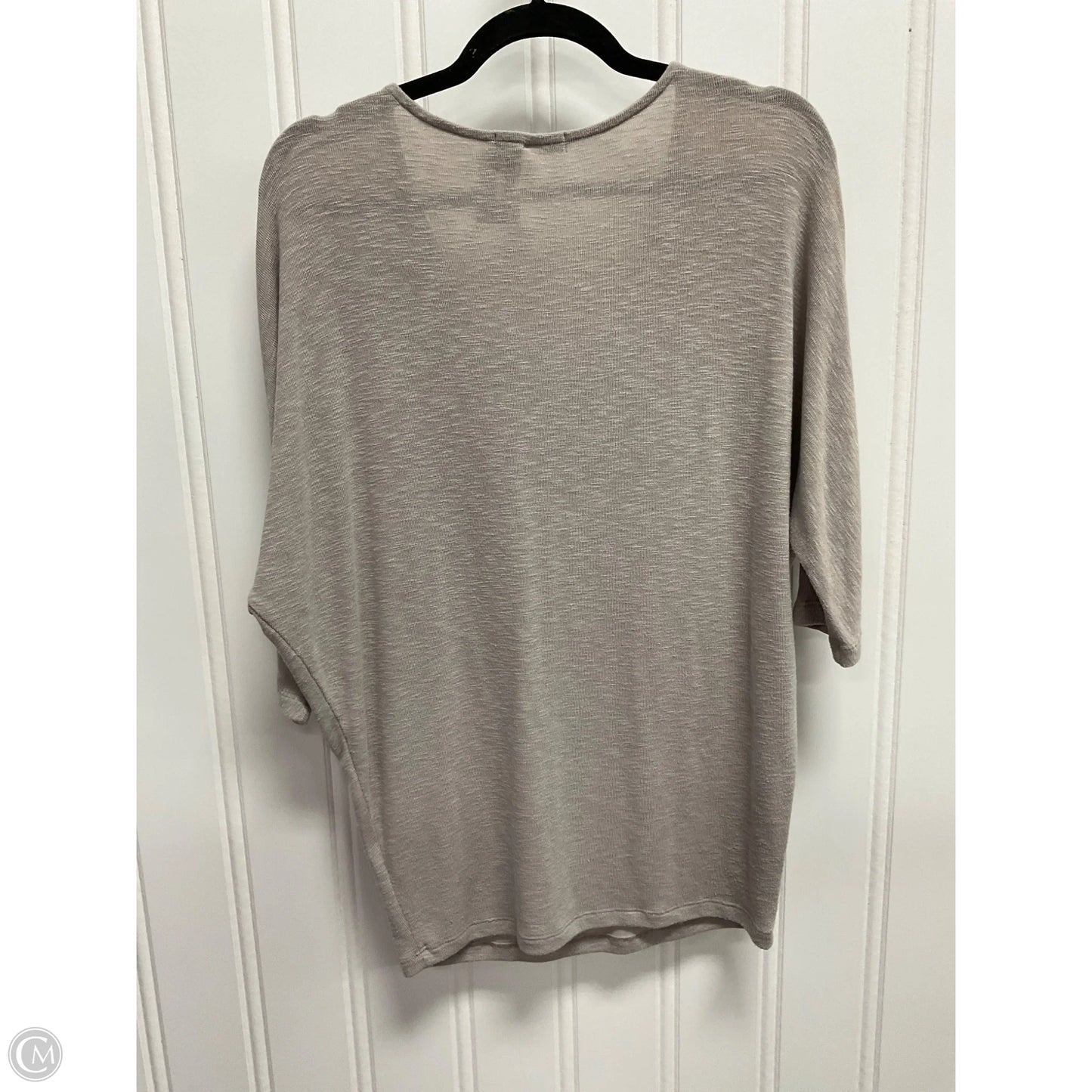 Top Long Sleeve By Clothes Mentor In Taupe, Size: S