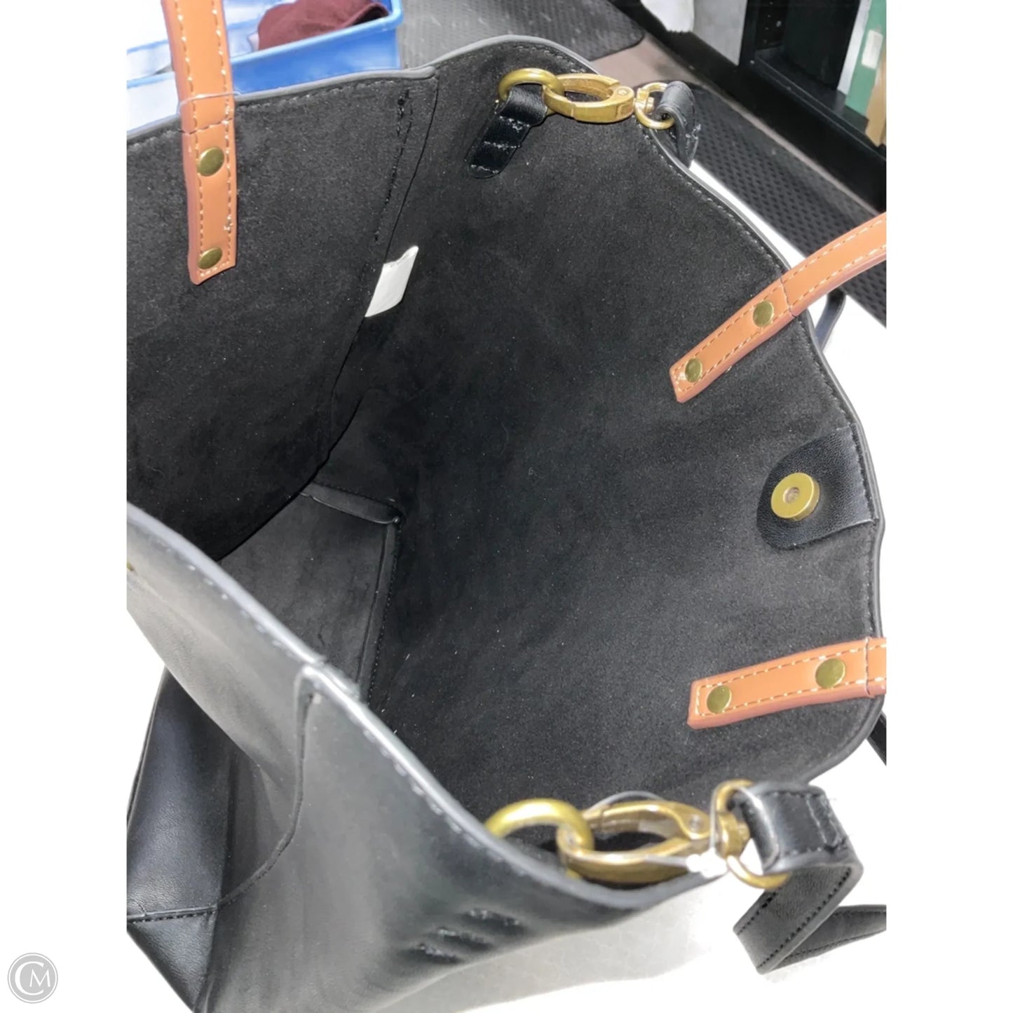 Crossbody By Time And Tru, Size: Medium