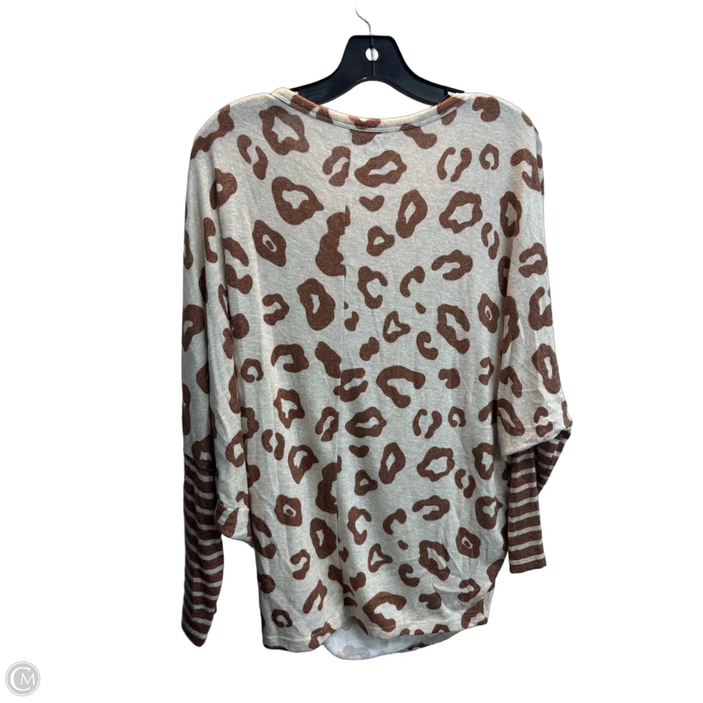 Top Long Sleeve By Maurices In Animal Print, Size: M