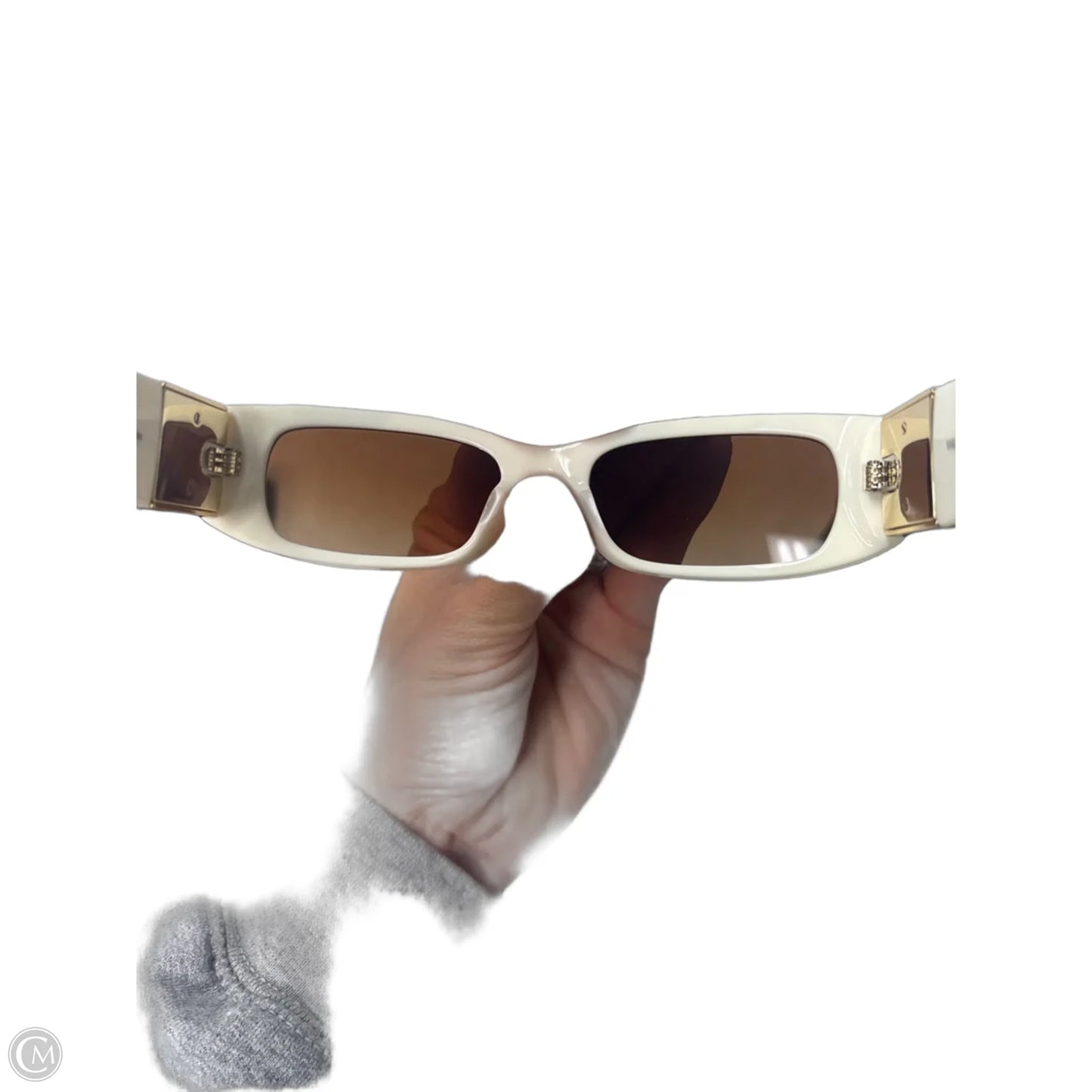 Sunglasses Designer By Valentino-mario