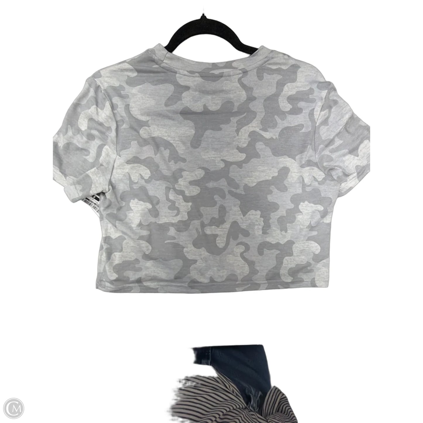 Top Short Sleeve Basic By Clothes Mentor In Camouflage Print, Size: S