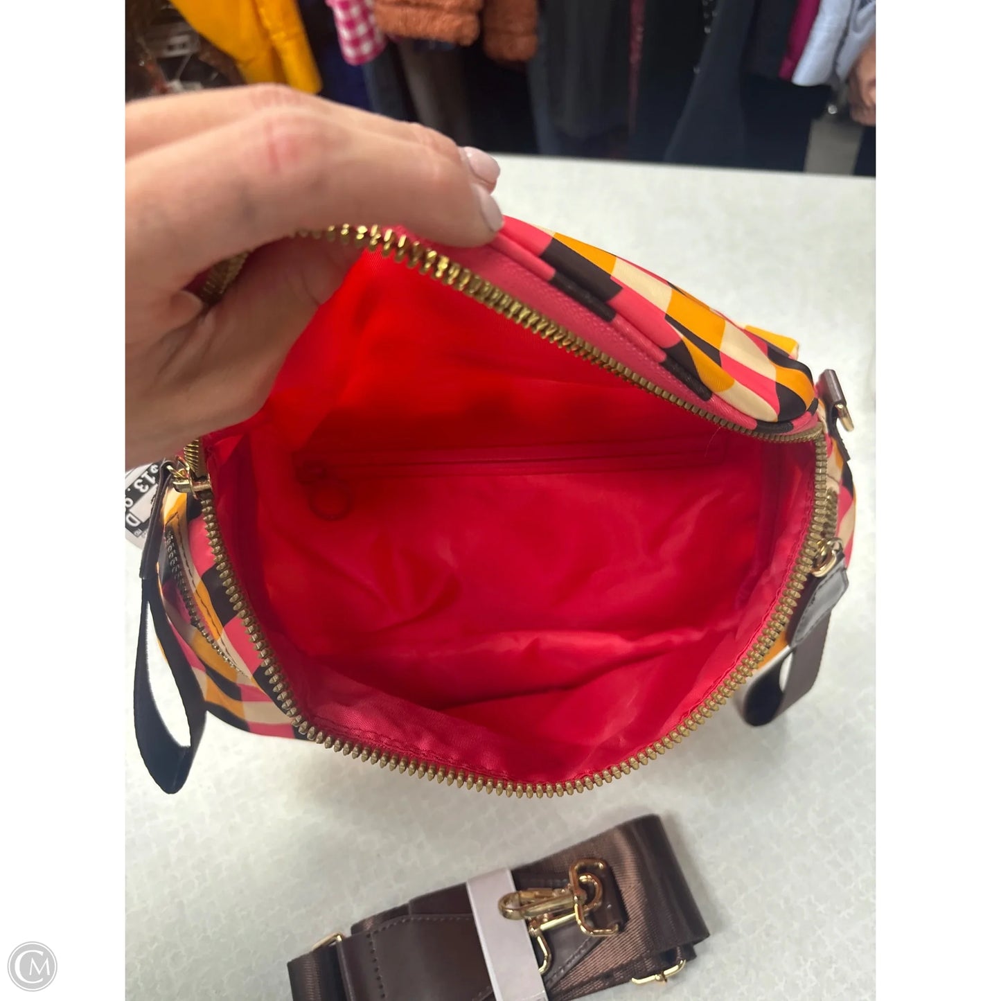 Handbag By Clothes Mentor, Size: Medium