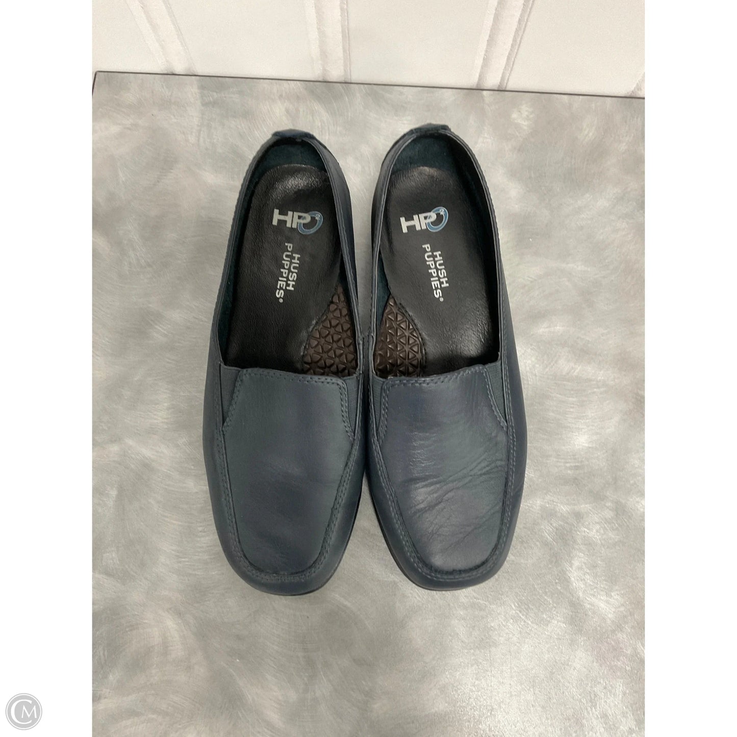 Shoes Flats By Hush Puppies In Navy, Size: 6