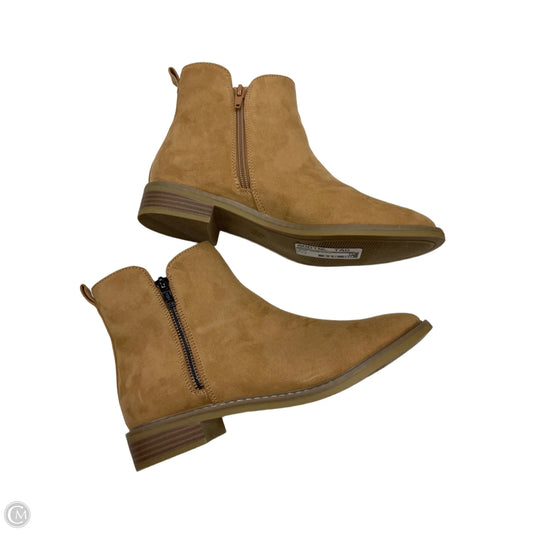 Boots Ankle Flats By Universal Thread In Brown, Size: 8