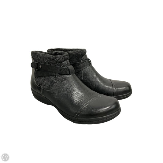 Boots Ankle Flats By Clarks In Black, Size: 7
