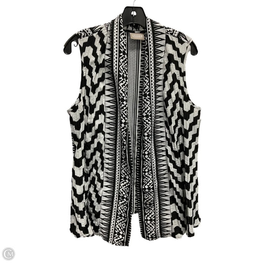 Shawl By Chicos In Geometric Pattern, Size: M