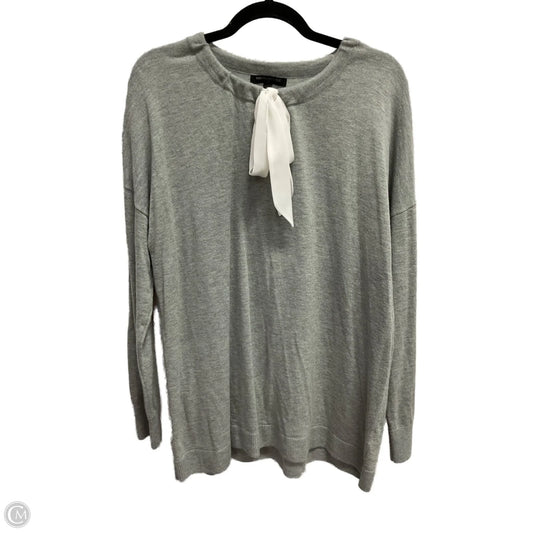 Sweater By Banana Republic In Grey, Size: Xl
