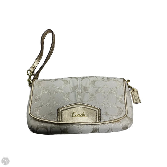 Wristlet Designer By Coach, Size: Medium