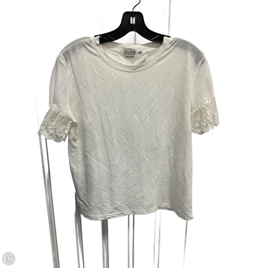 Top Short Sleeve By Molly Bracken In White, Size: M