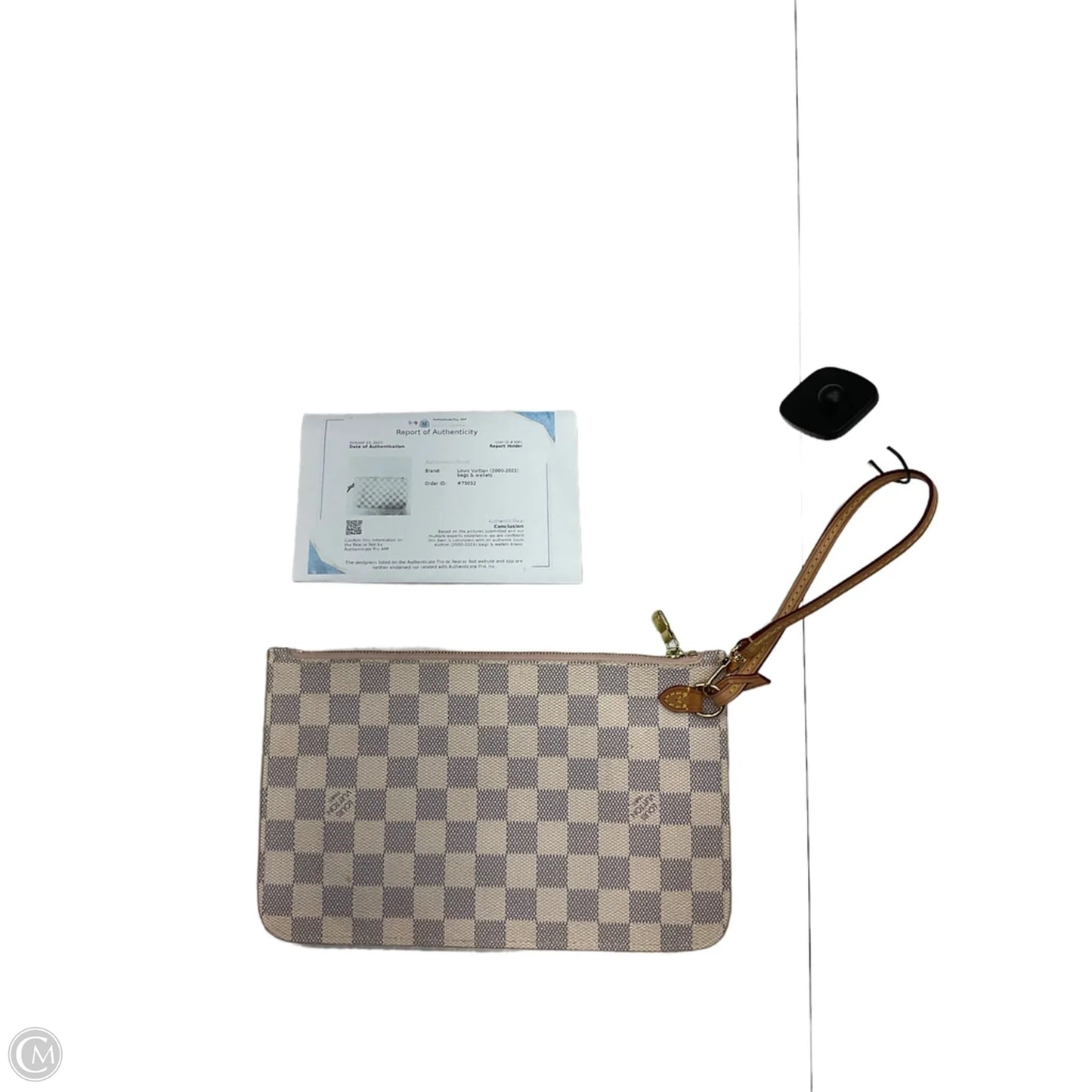 Wristlet Luxury Designer By Louis Vuitton, Size: Medium