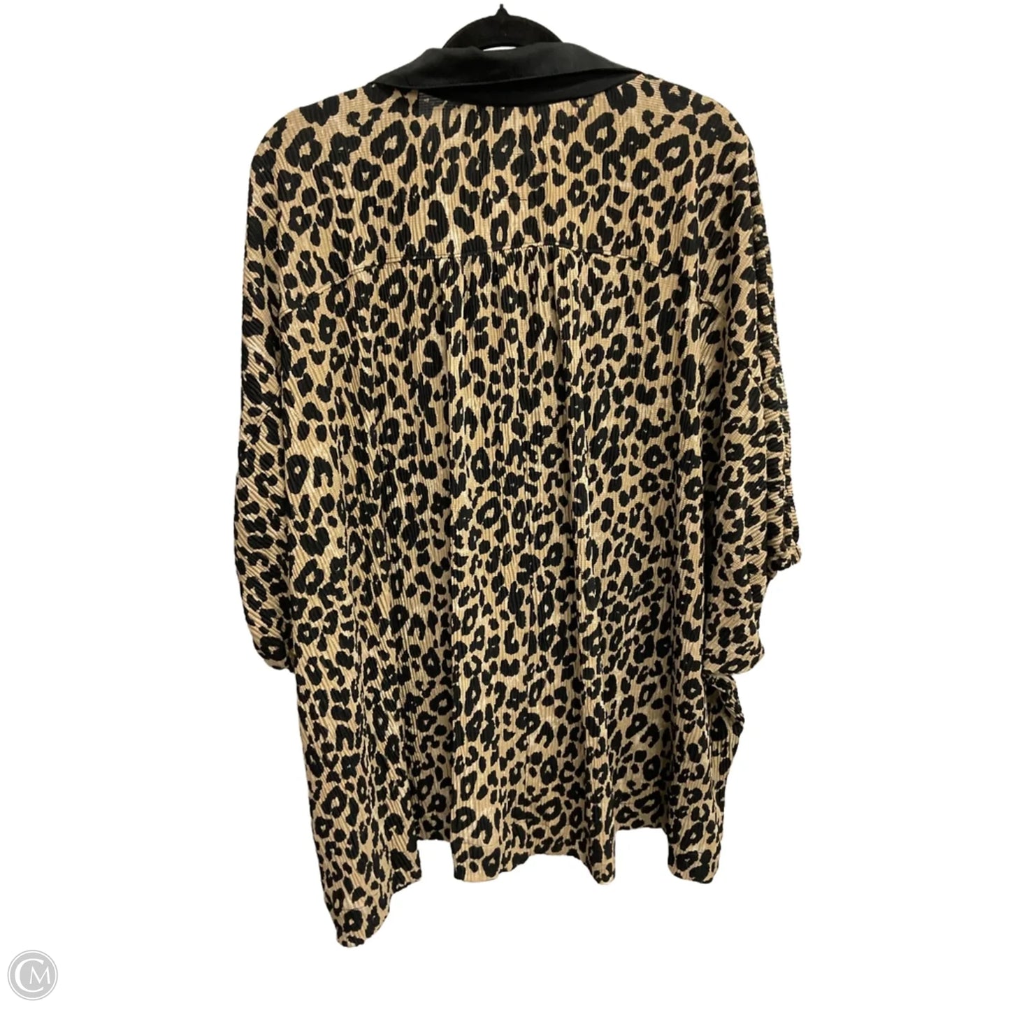 Top Short Sleeve By Umgee In Leopard Print, Size: L