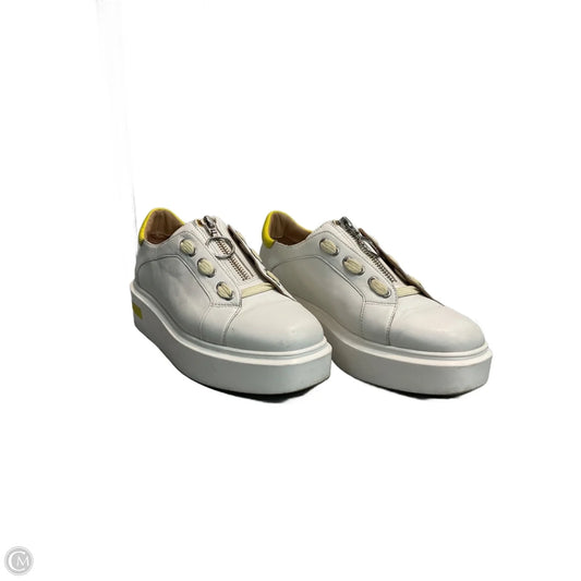 Shoes Sneakers By Linea Paolo In White, Size: 6.5