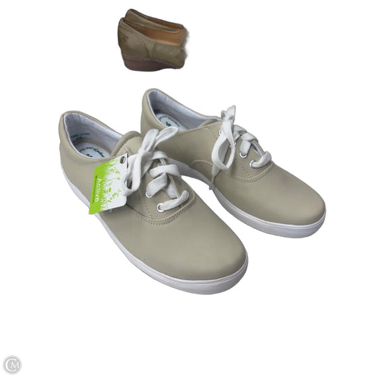 Shoes Sneakers By Grasshoppers In Tan, Size: 7.5