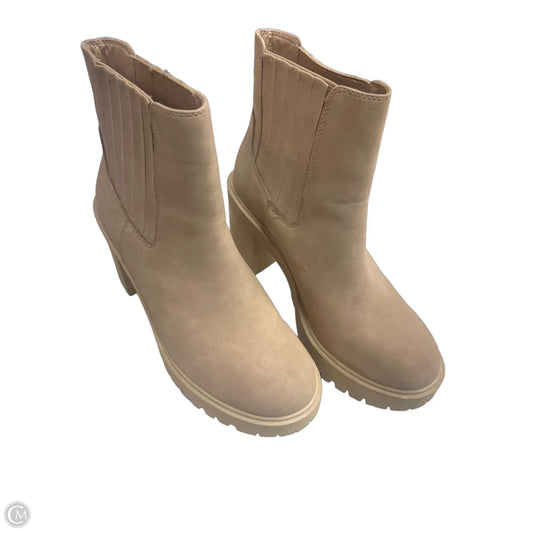Boots Ankle Heels By Clothes Mentor In Tan, Size: 7.5