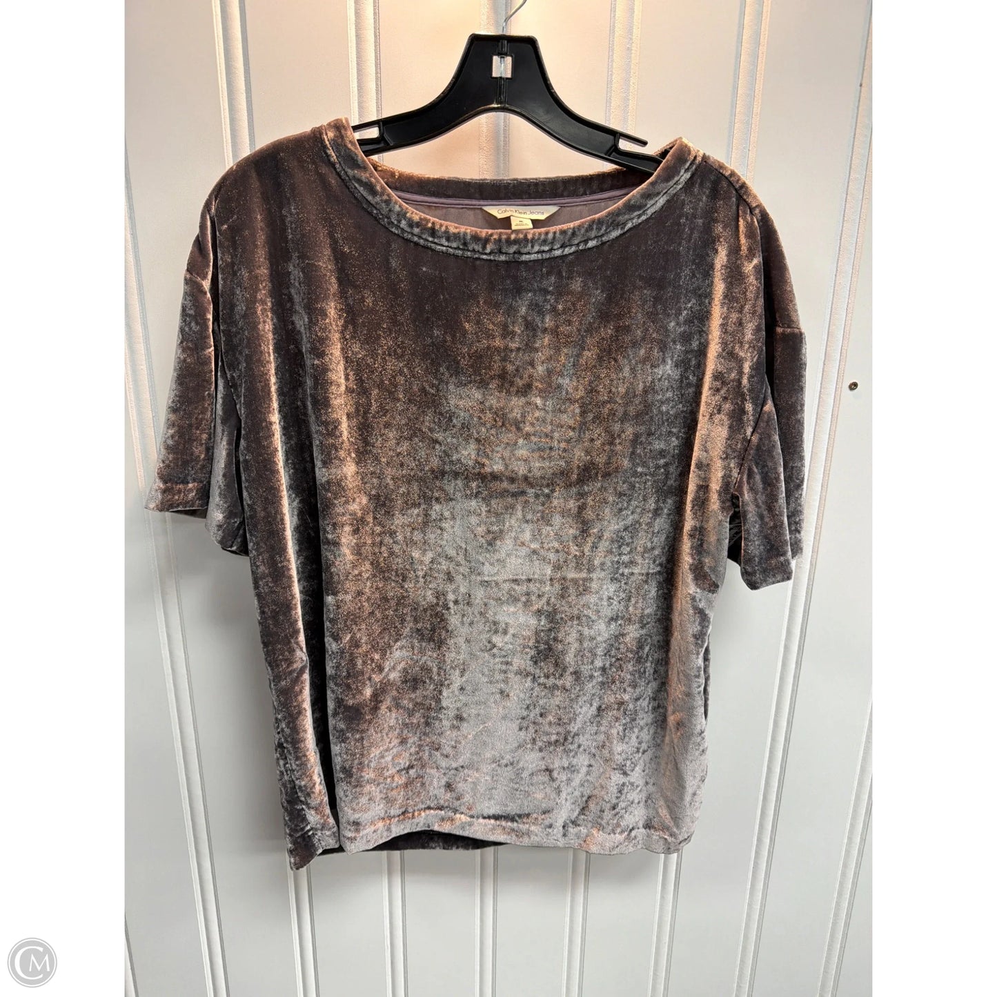 Top Short Sleeve By Calvin Klein In Grey, Size: M