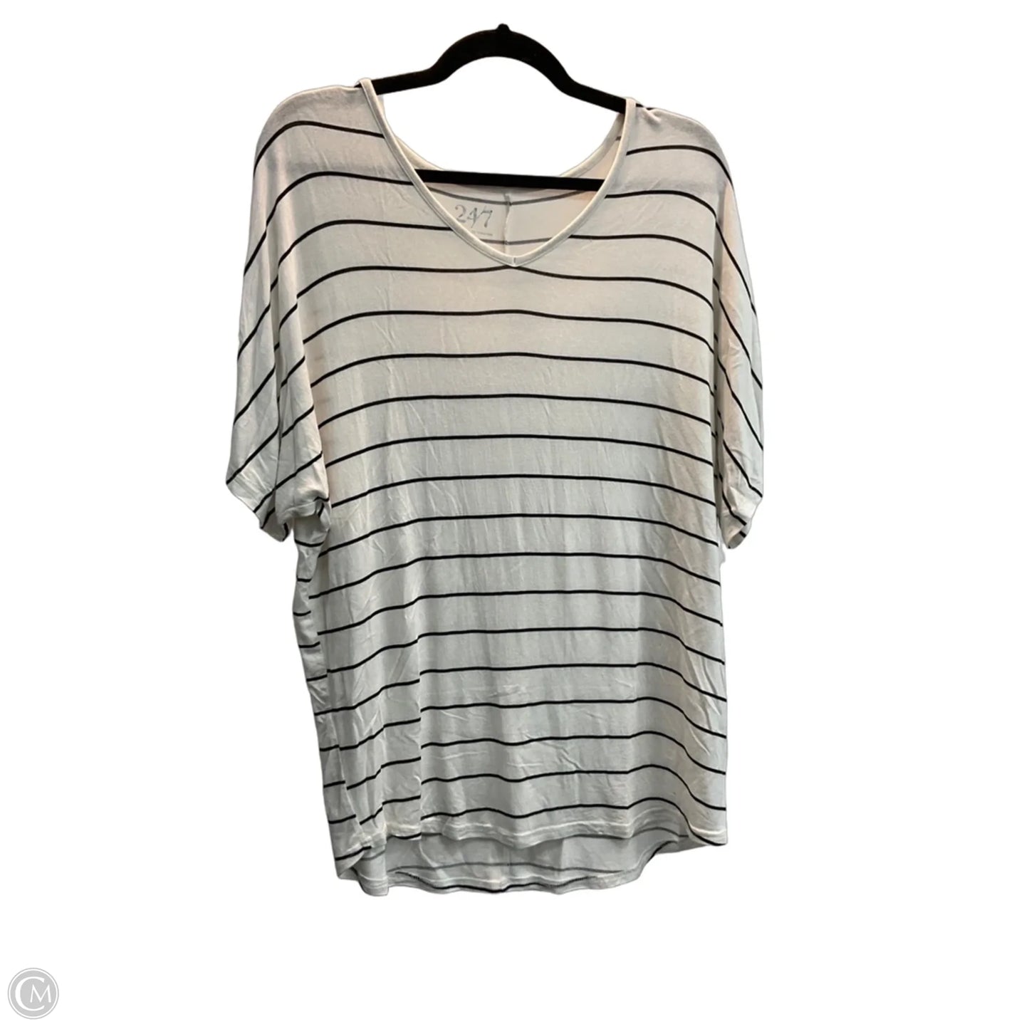 Top Short Sleeve Basic By Maurices In Striped Pattern, Size: Xs