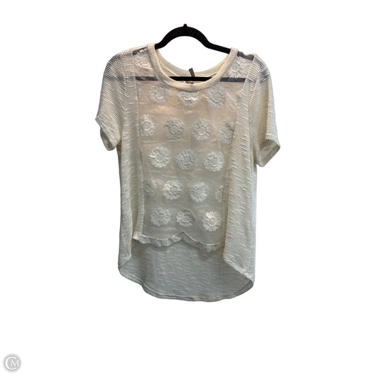 Top Short Sleeve By Paper Crane In Cream, Size: L