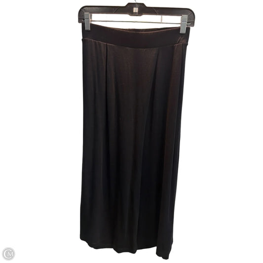 Capris By Clothes Mentor In Black, Size: 8