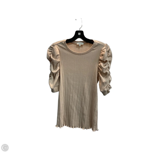 Top Short Sleeve By Chenault In Tan, Size: S