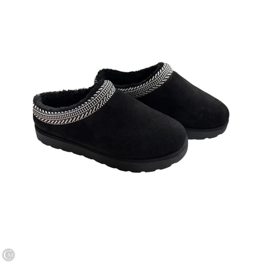 Slippers By Clothes Mentor In Black, Size: 9