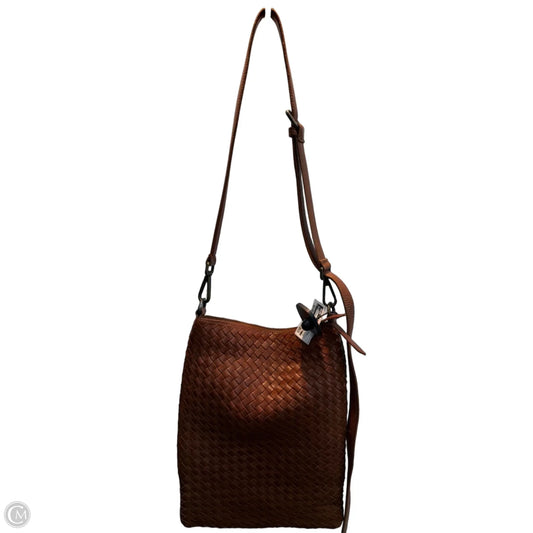 Crossbody Leather By Cmc, Size: Medium
