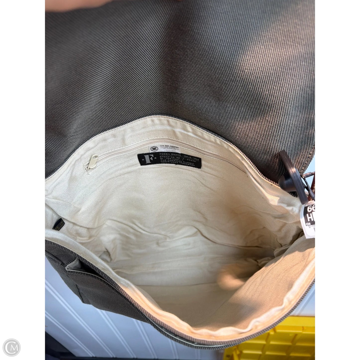Tote By Fossil, Size: Medium
