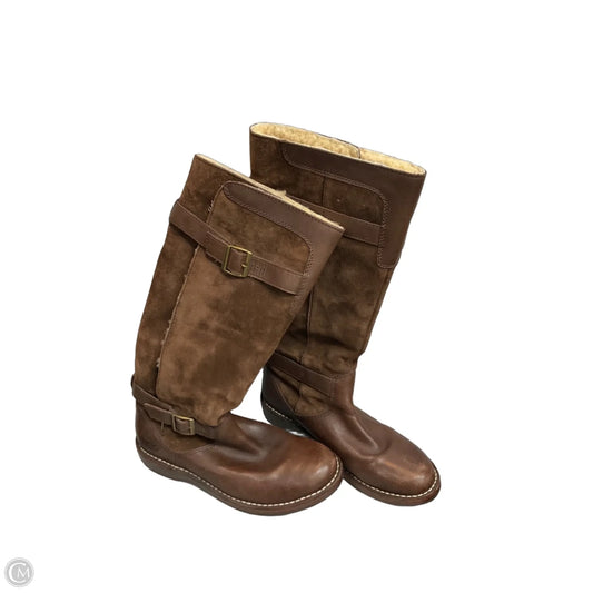 Boots Designer By Ugg In Brown, Size: 9