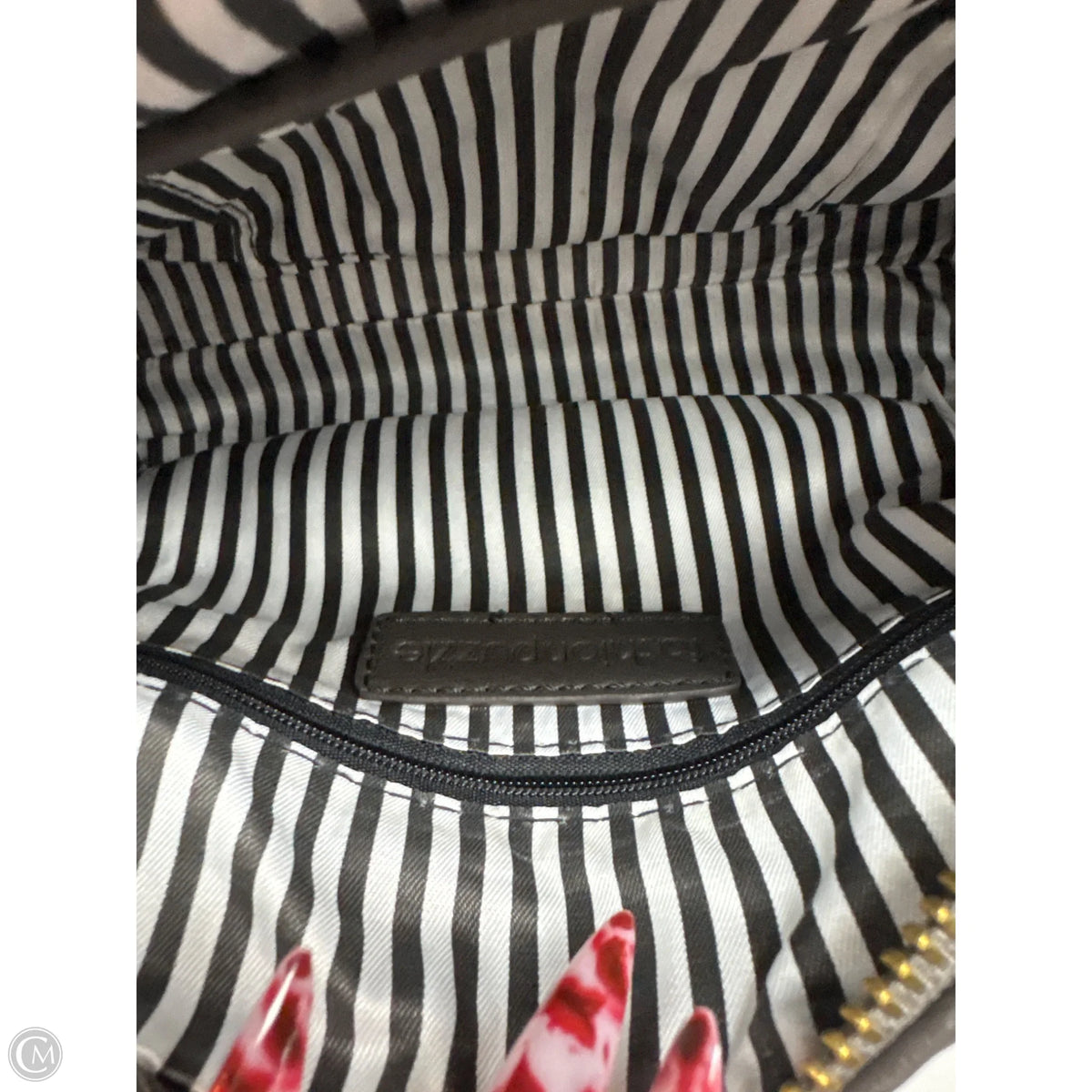 Crossbody By Clothes Mentor, Size: Small