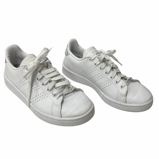 Shoes Sneakers By Adidas In White, Size: 7