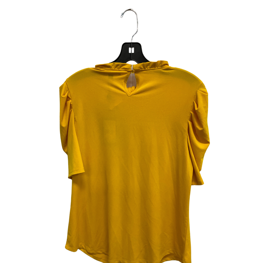 Top Short Sleeve By Adrianna Papell In Yellow, Size: S