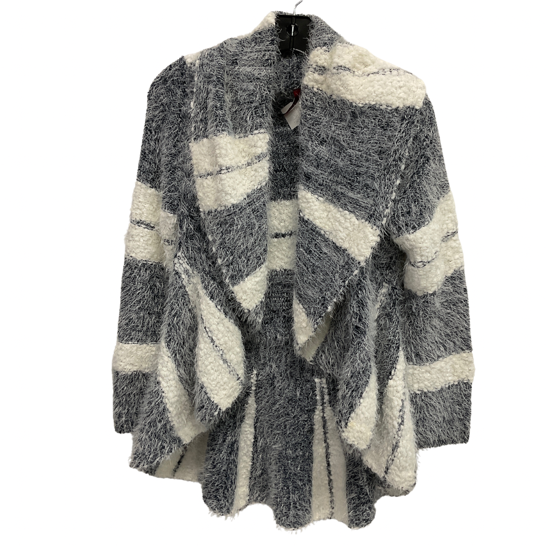 Sweater Cardigan By Clothes Mentor In Blue & White, Size: Sp