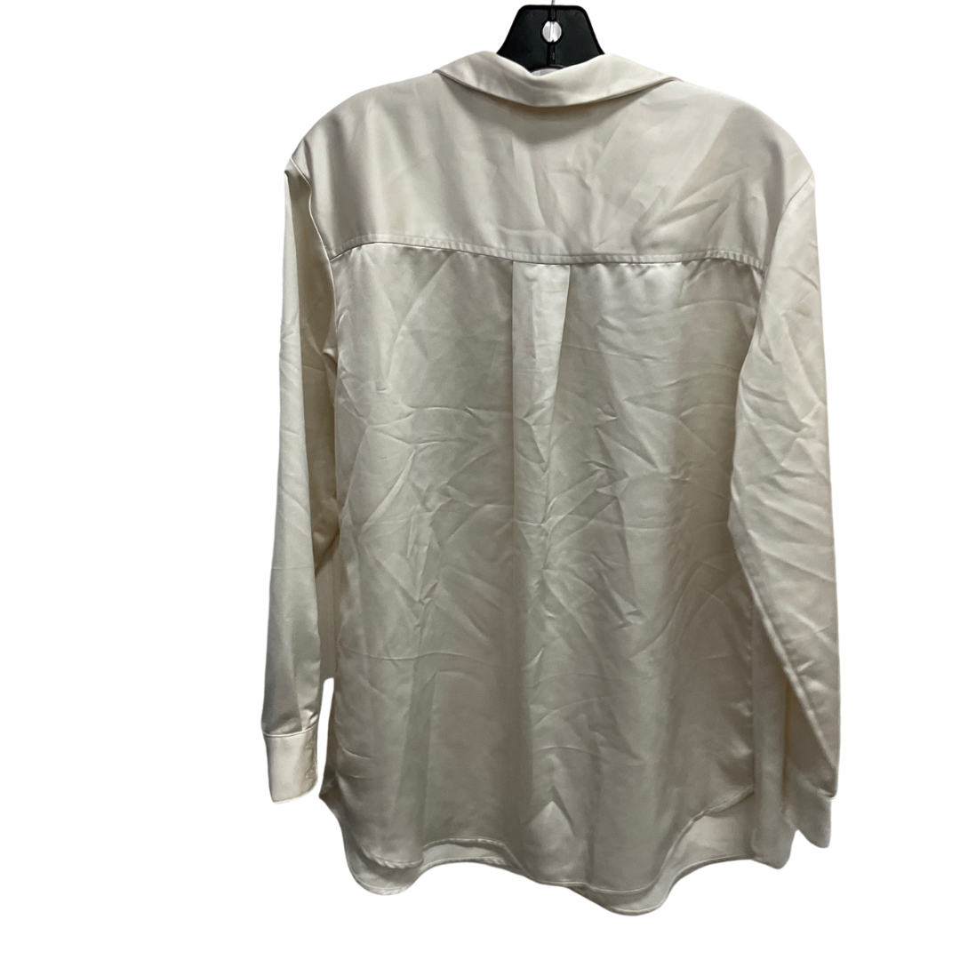 Top Long Sleeve By Ingrid & Isabel In Cream, Size: M