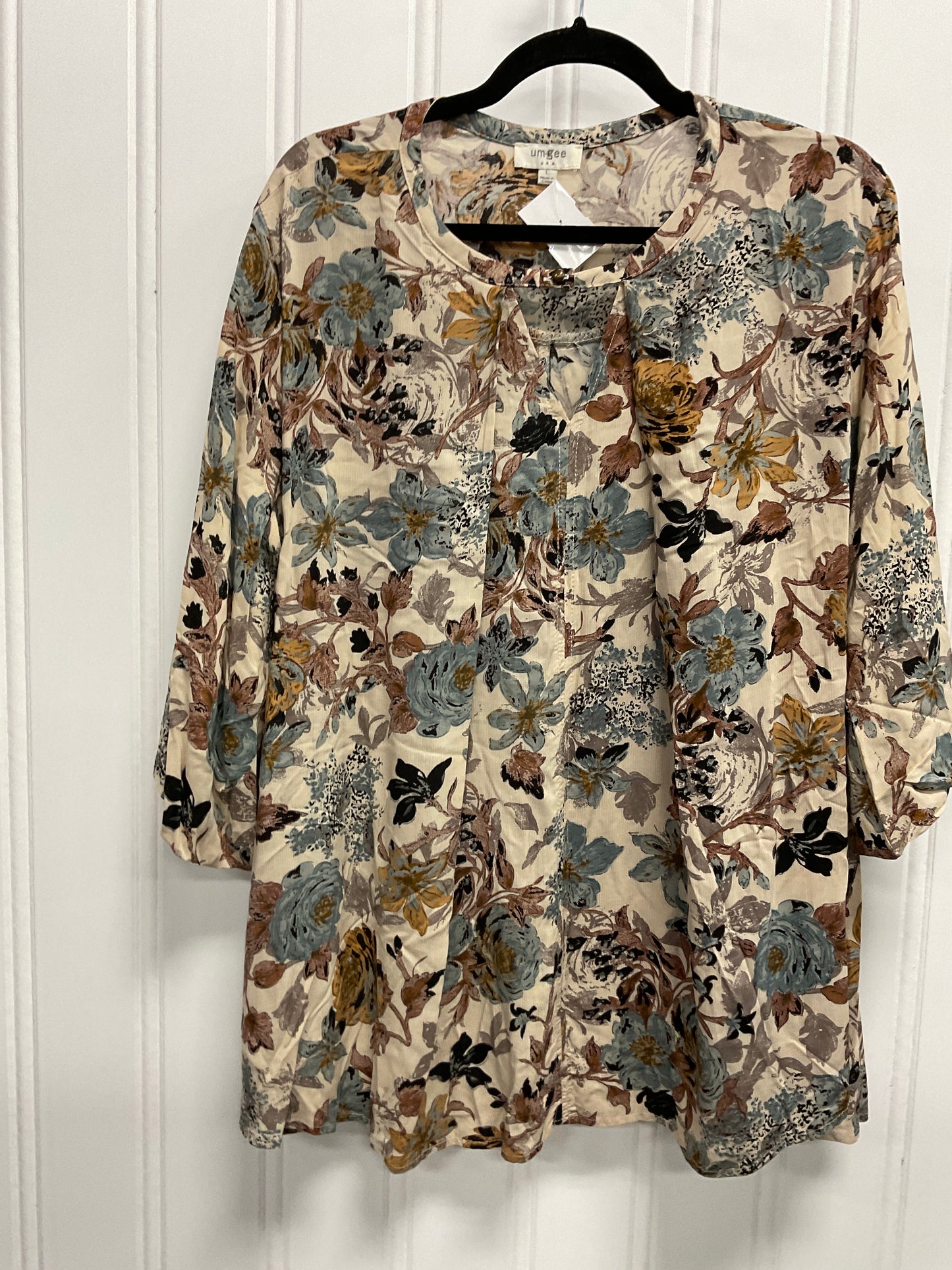 Top 3/4 Sleeve By Umgee In Beige, Size: L