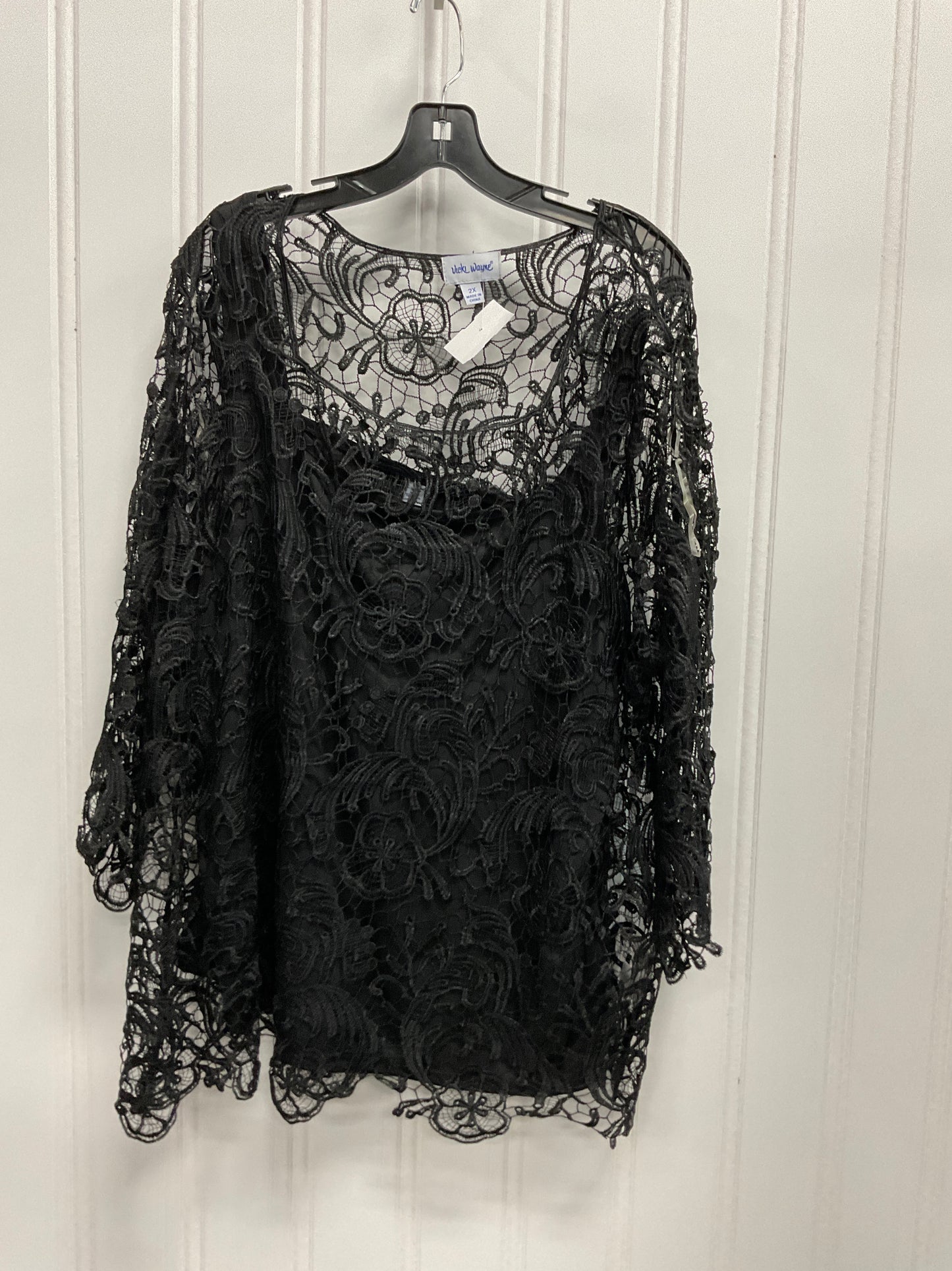 Top 3/4 Sleeve By Clothes Mentor In Black, Size: 2x