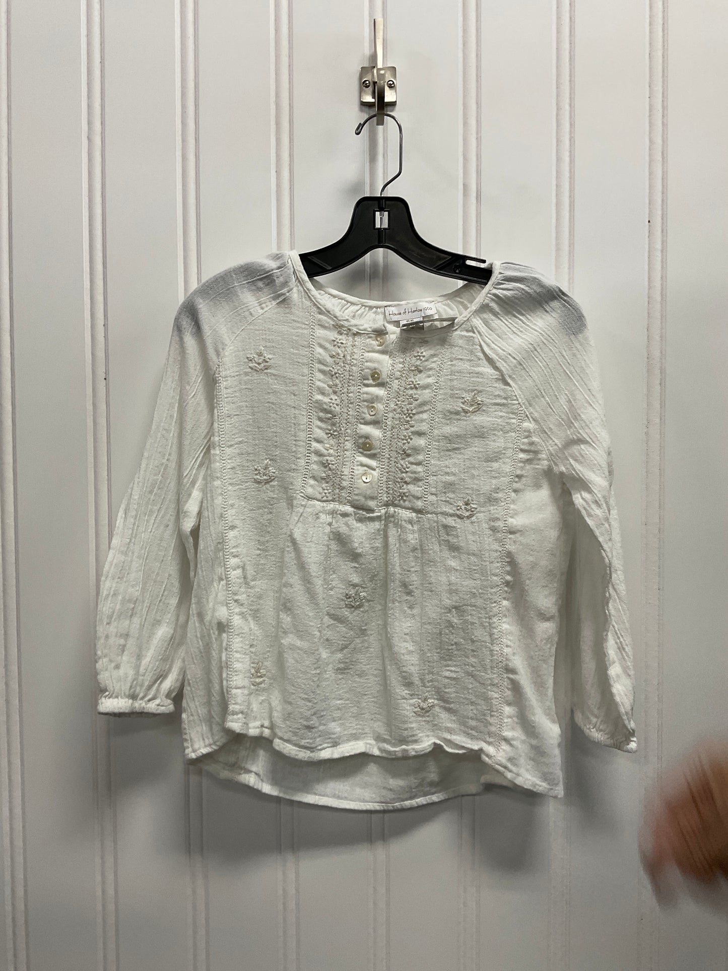 Top Long Sleeve By House Of Harlow In White, Size: Xs