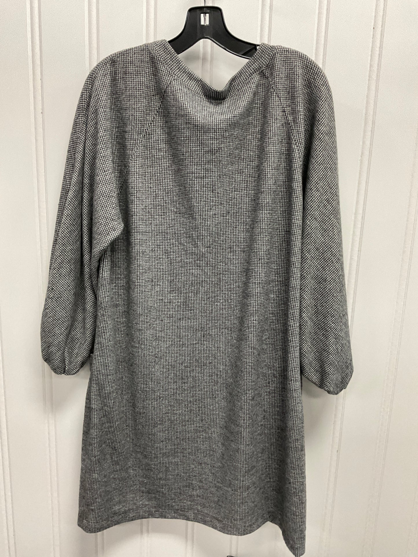 Tunic 3/4 Sleeve By Max Studio In Black & White, Size: Xl