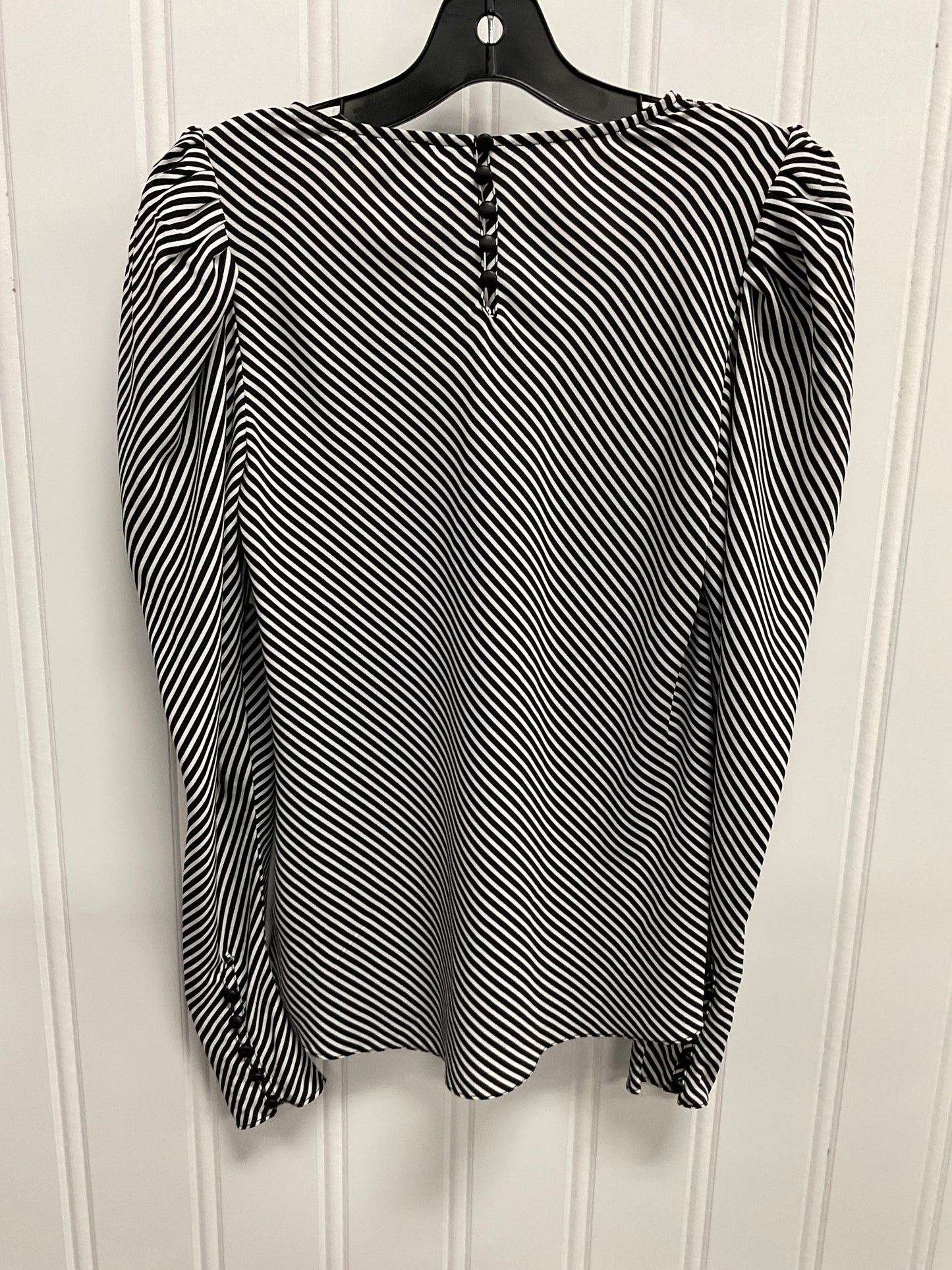 Top Long Sleeve By Clothes Mentor In Striped Pattern, Size: S