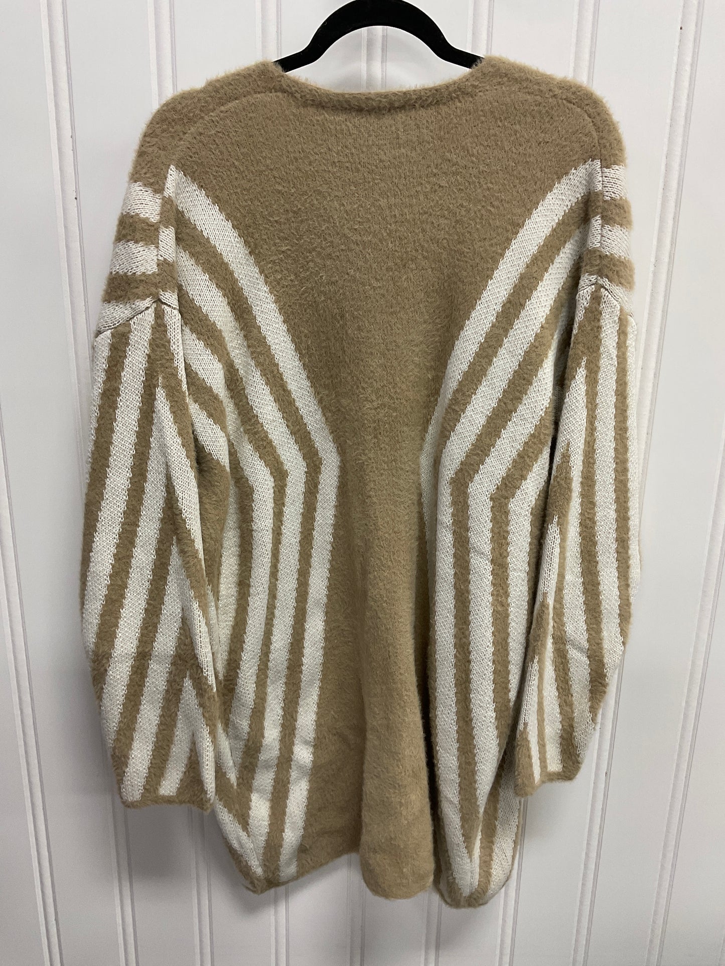 Sweater Cardigan By Clothes Mentor In Tan & White, Size: L