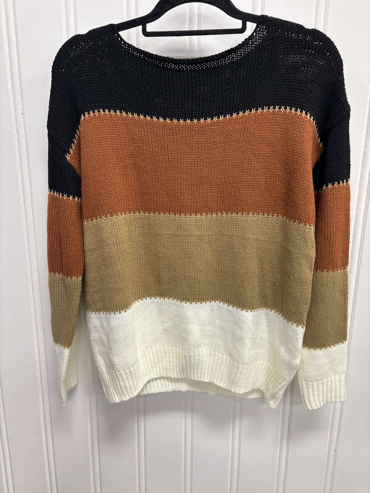 Sweater By Clothes Mentor In Black & Cream, Size: S