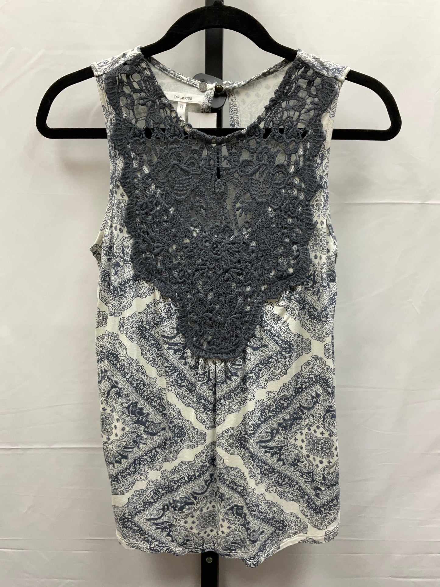 Grey & White Top Sleeveless Maurices, Size S