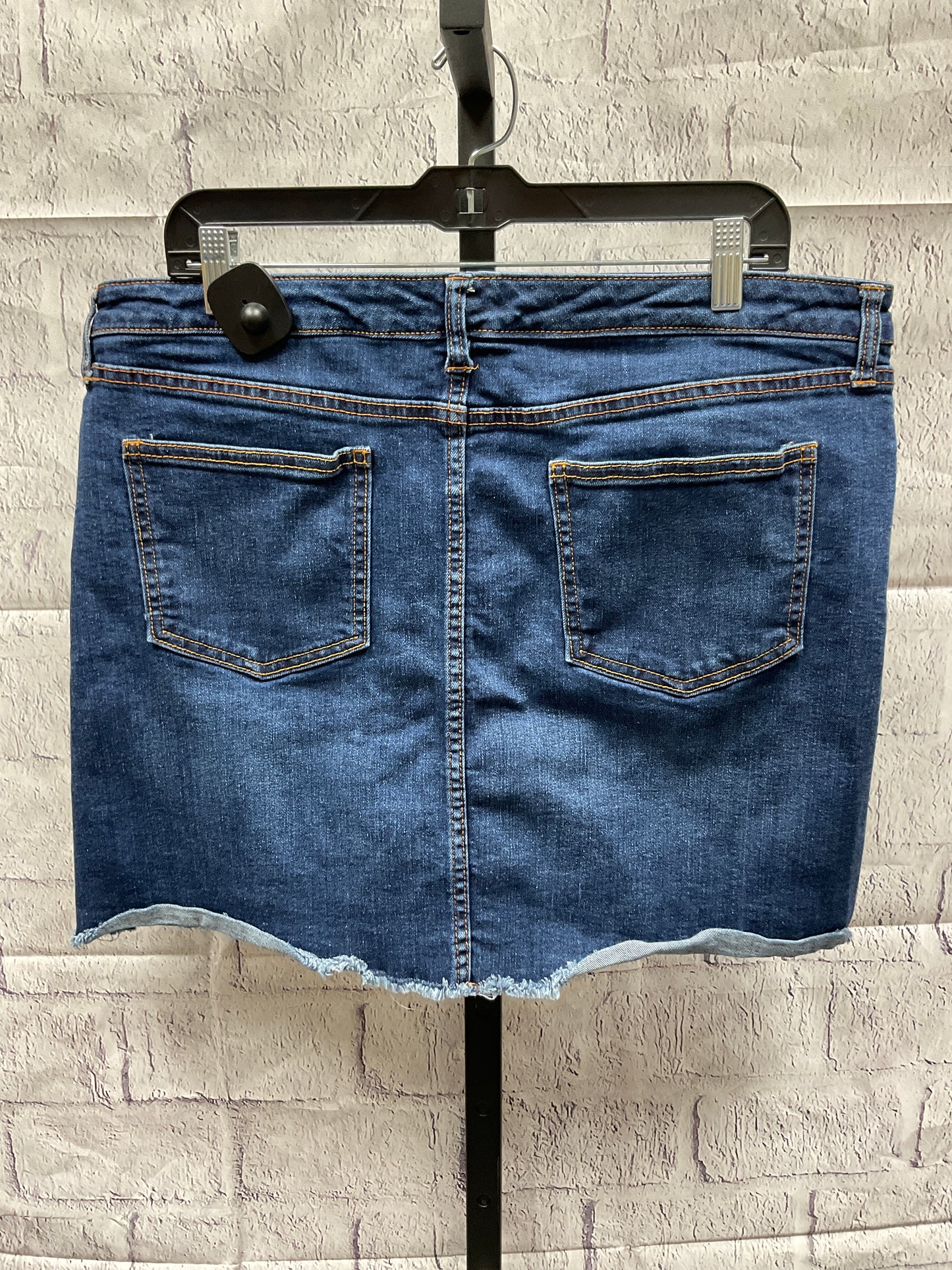 Skirt Mini & Short By Universal Thread  Size: 16
