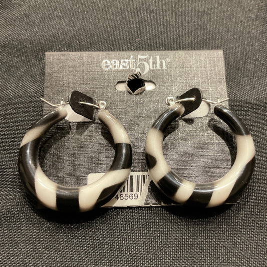 Earrings Hoop By East 5th, Size: 02 Piece Set