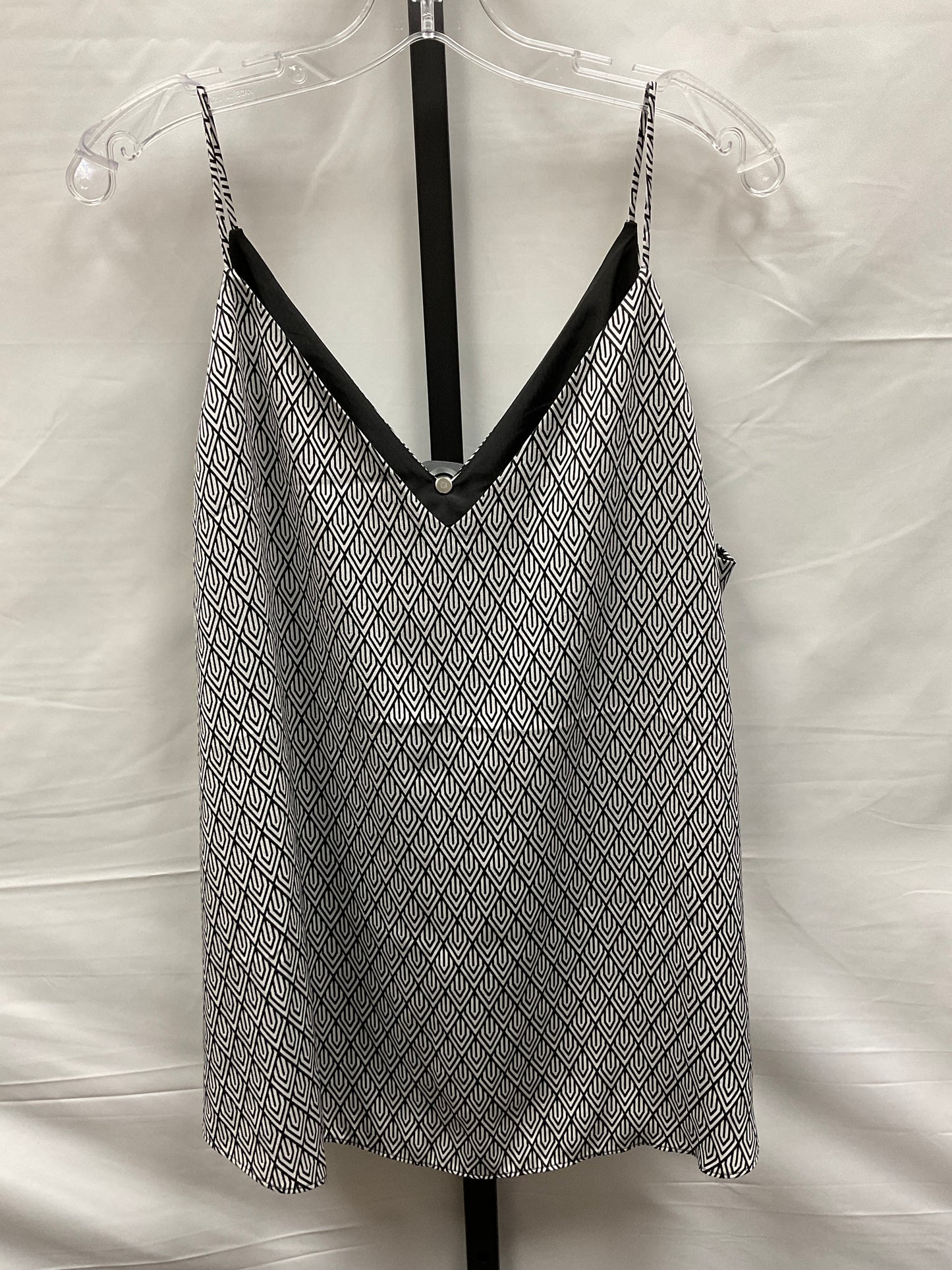 Black & White Top Cami Express, Size Xl