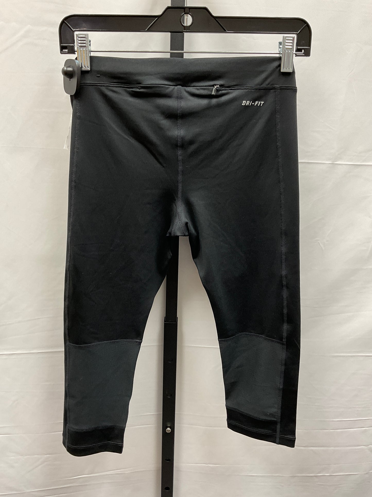 Black Athletic Leggings Capris Nike Apparel, Size S