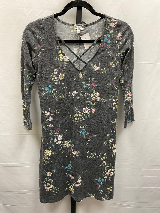 Floral Print Dress Casual Short Love Fire, Size Petite   S