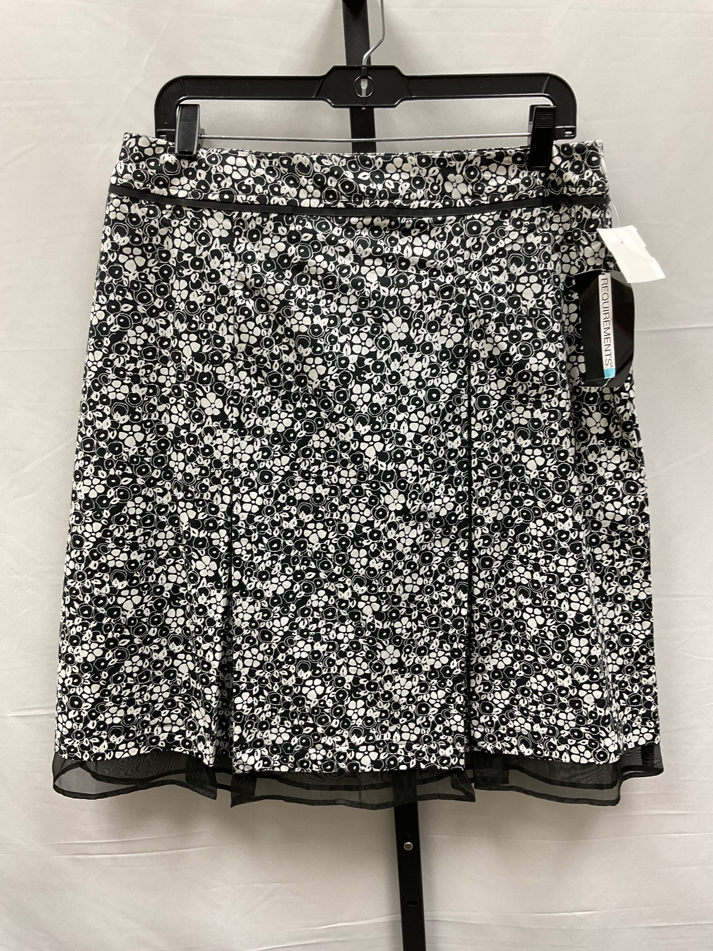 Black & White Skirt Midi Requirements, Size 10