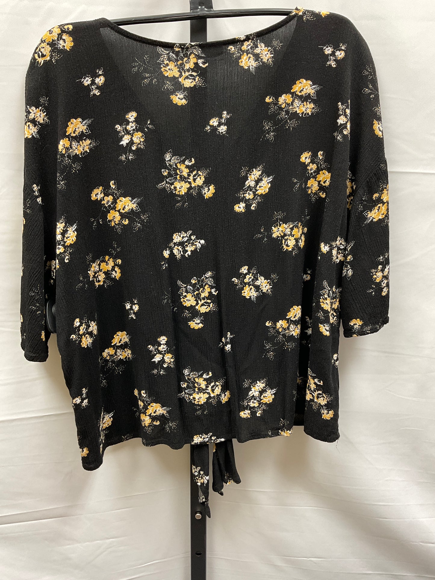 Floral Print Top Short Sleeve Clothes Mentor, Size Xl